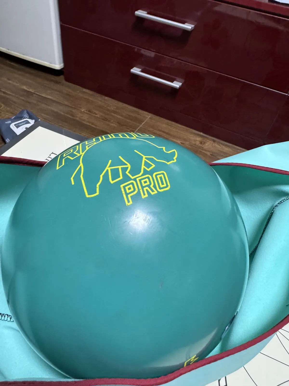 틸 라이노 프로 14P 팝니다.