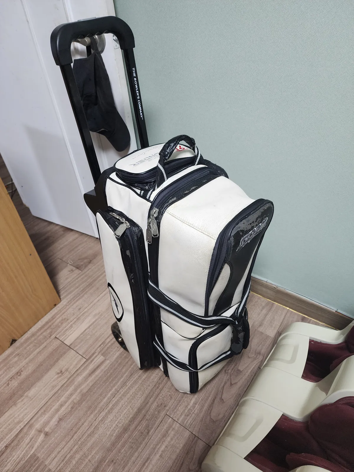 3볼백팝니다.