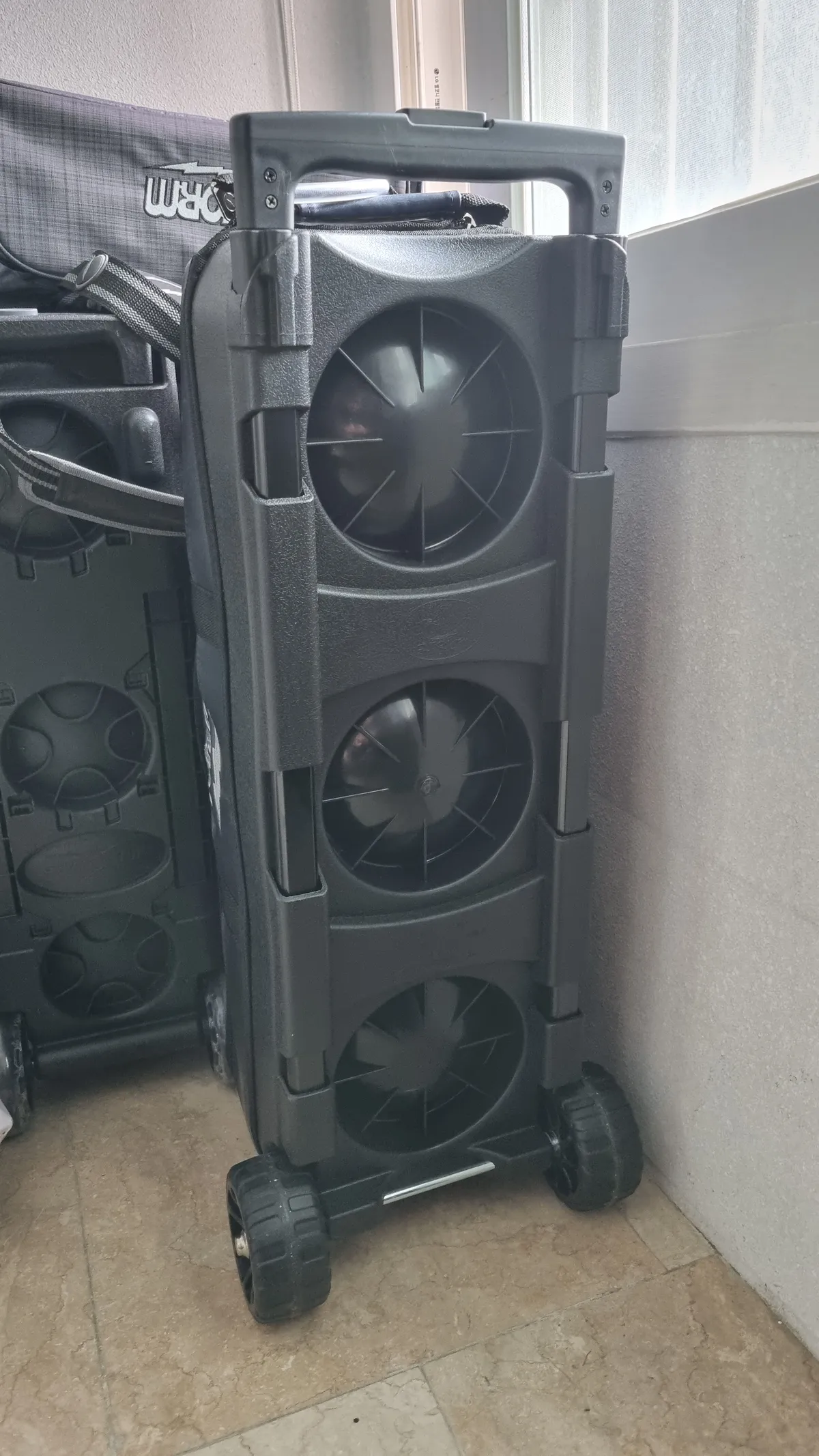 스톰 3볼 롤러백