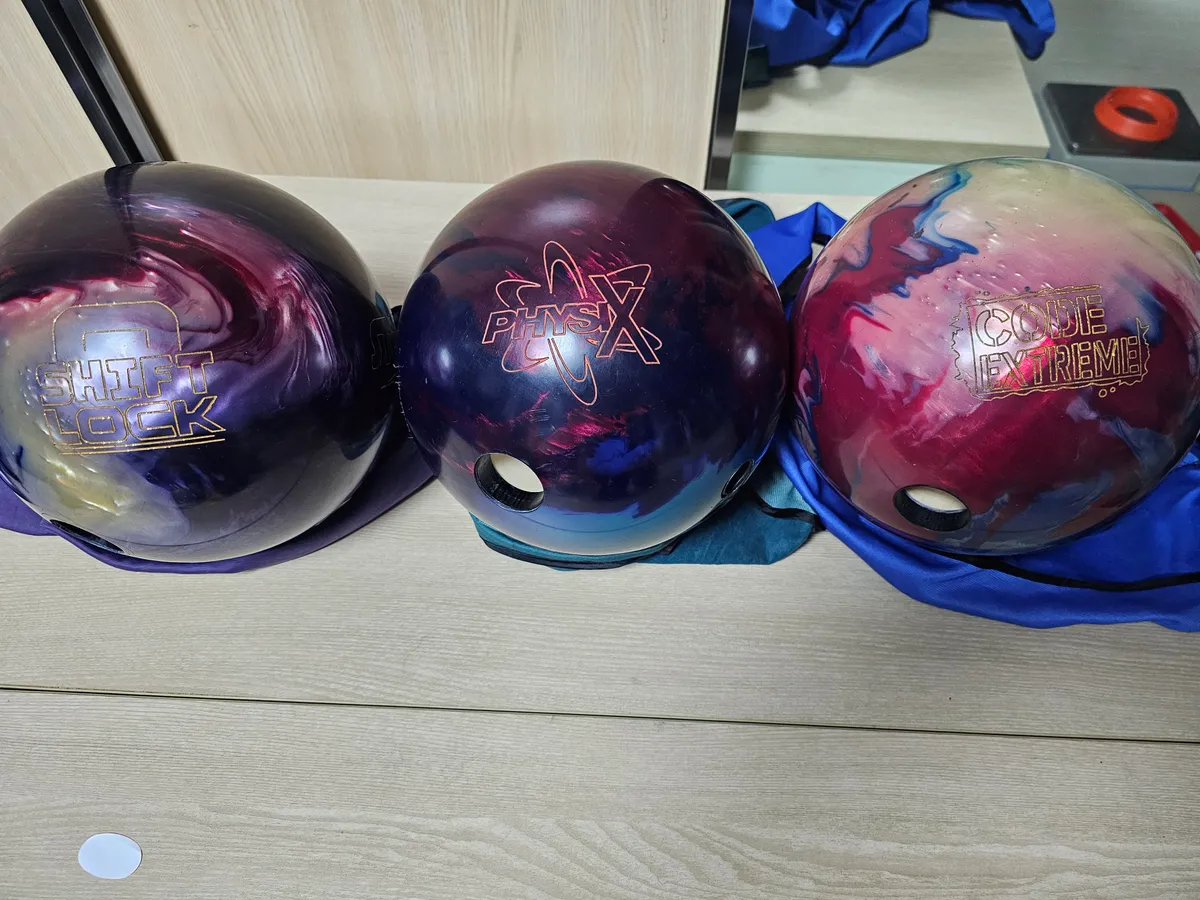 (판매완료)3볼백 + 15파운드 볼링공 3개