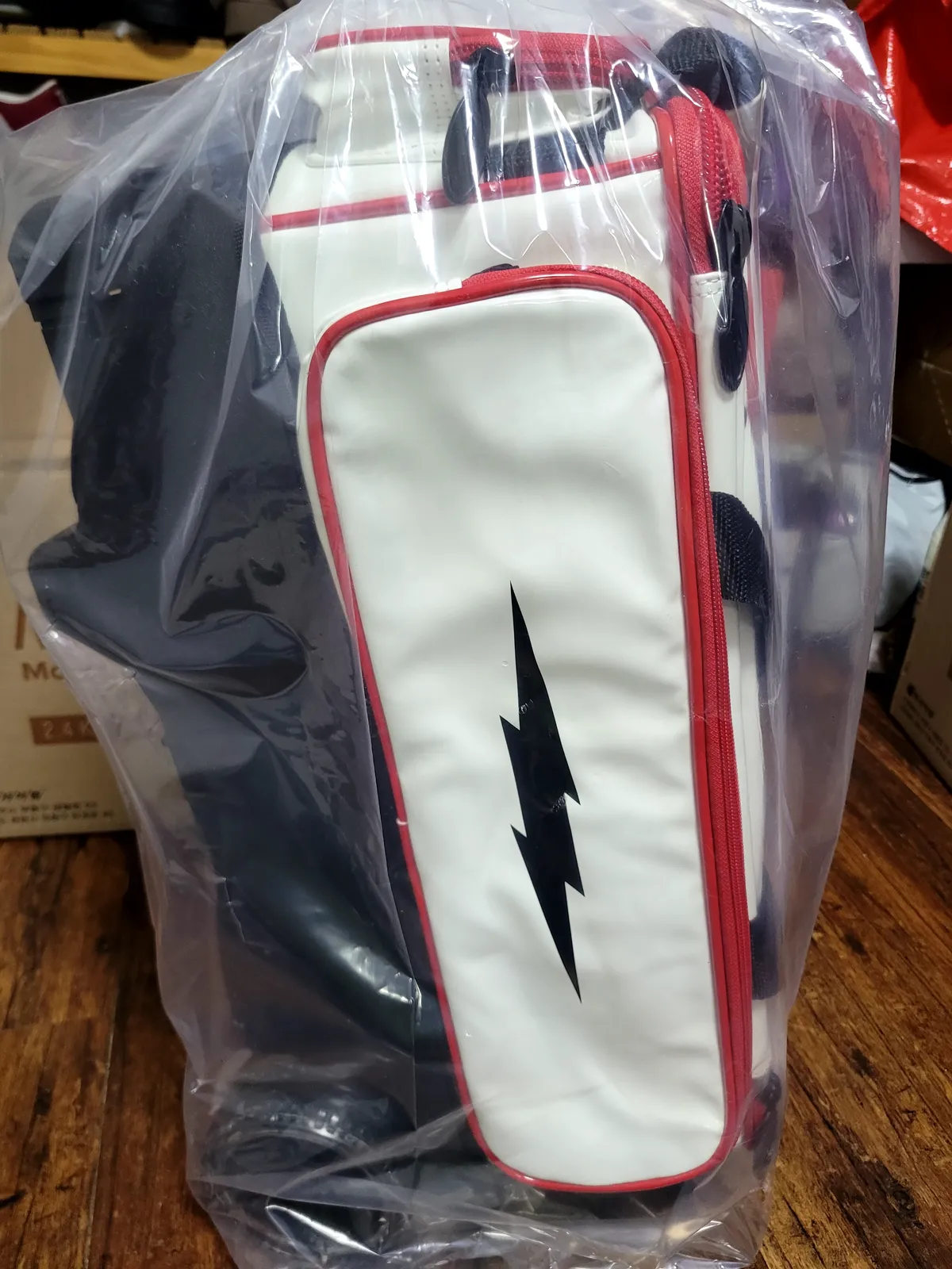 스톰 2볼백 새상품 판매합니다 