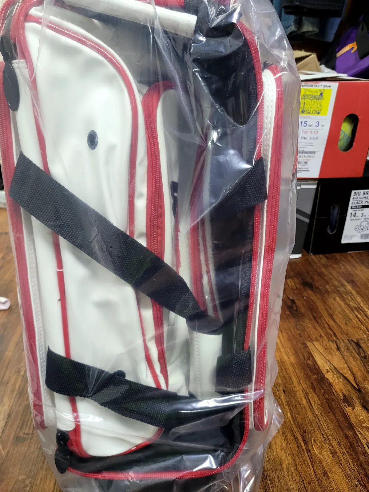 스톰 2볼백 새상품 판매합니다 