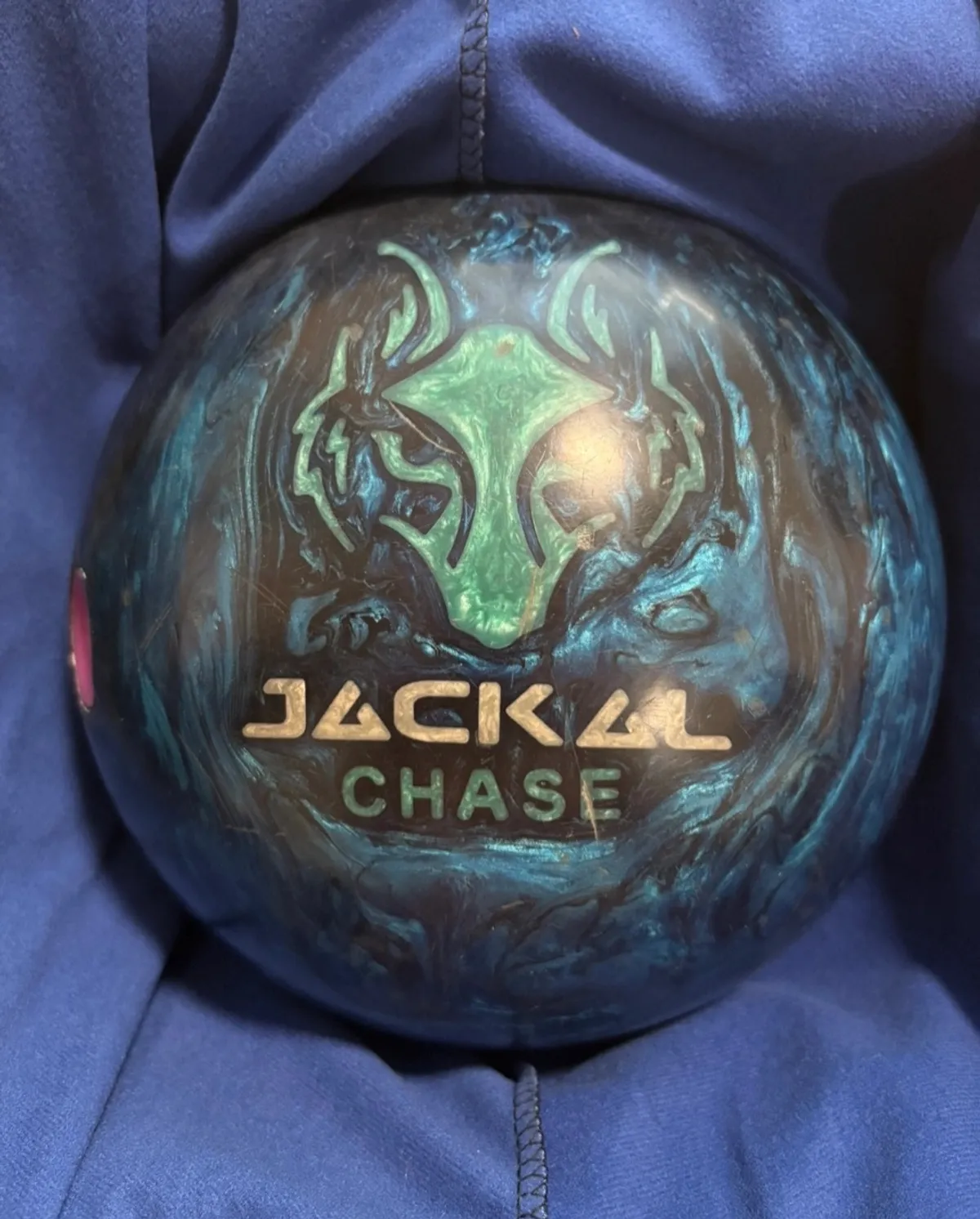 볼링용품 일체 (Jackal Chase)