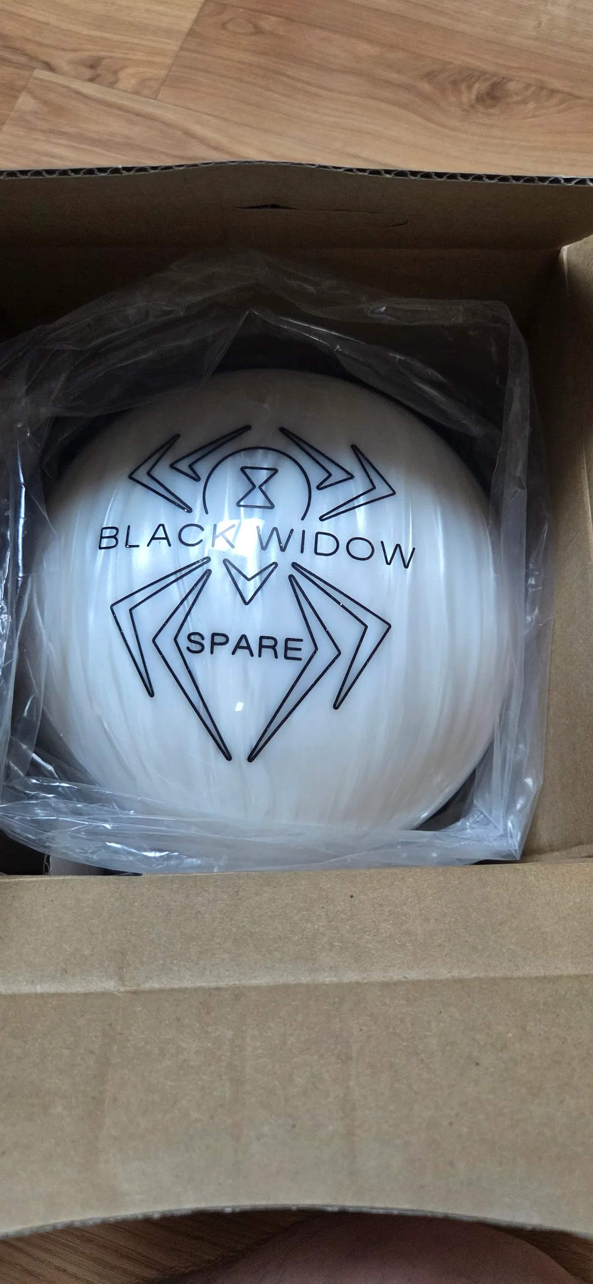 블랙위도우 하드볼 14p