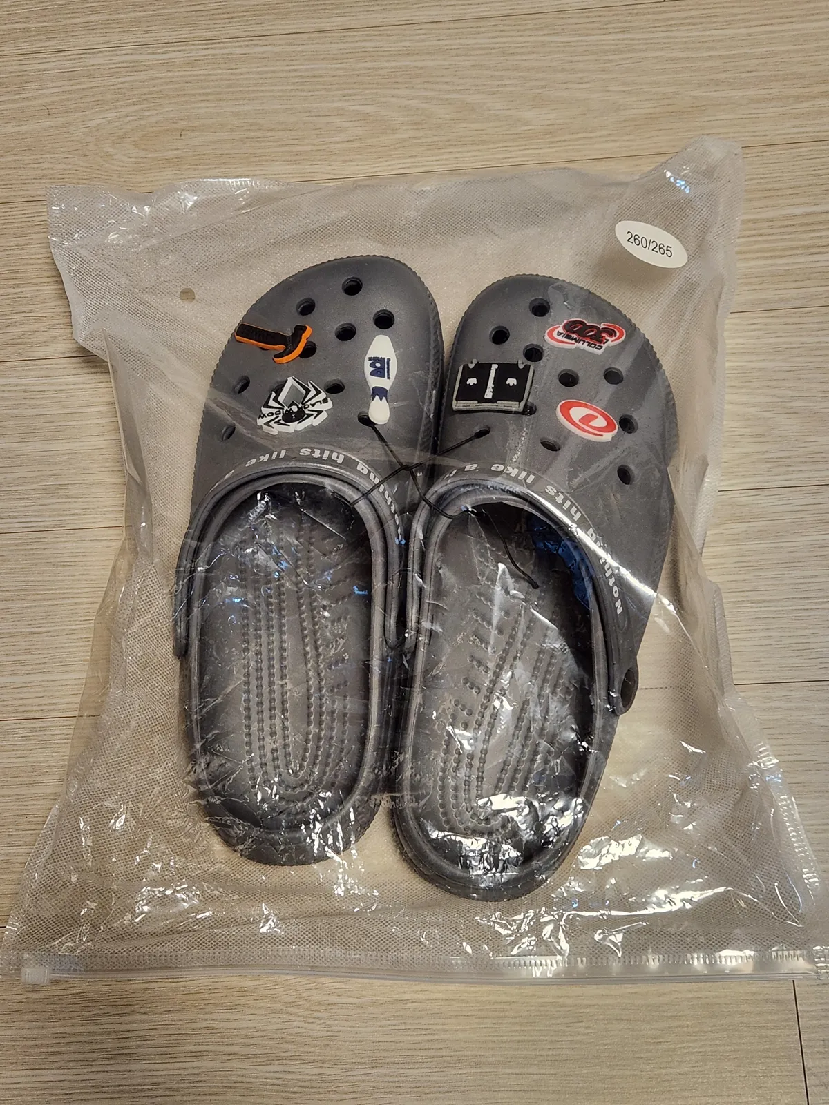 햄머 CS 크록스 새것 팝니다