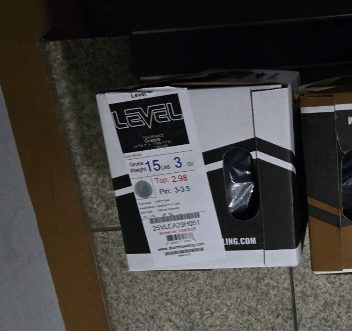 모터 30 15파운드, 레벨 15파운드 새볼 팝니다.