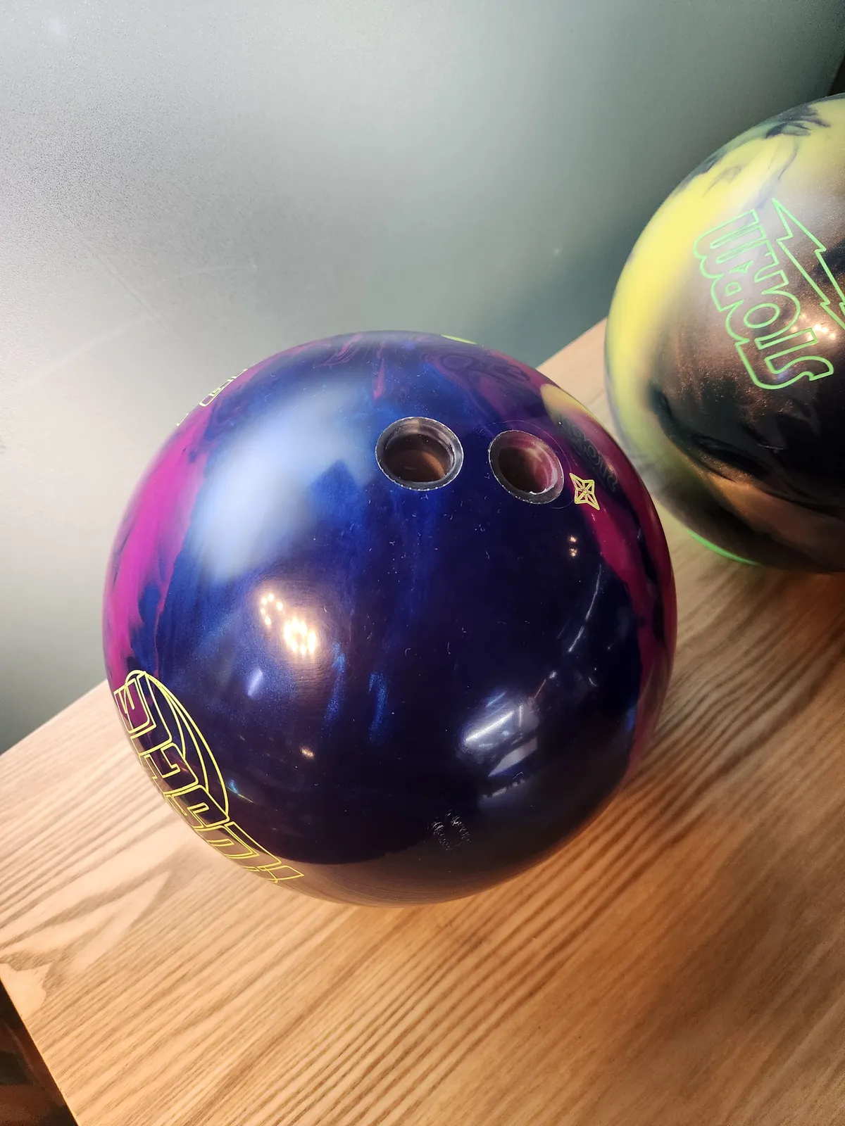 복원 끝난 14파운드 허슬 오른손 덤리스 지공