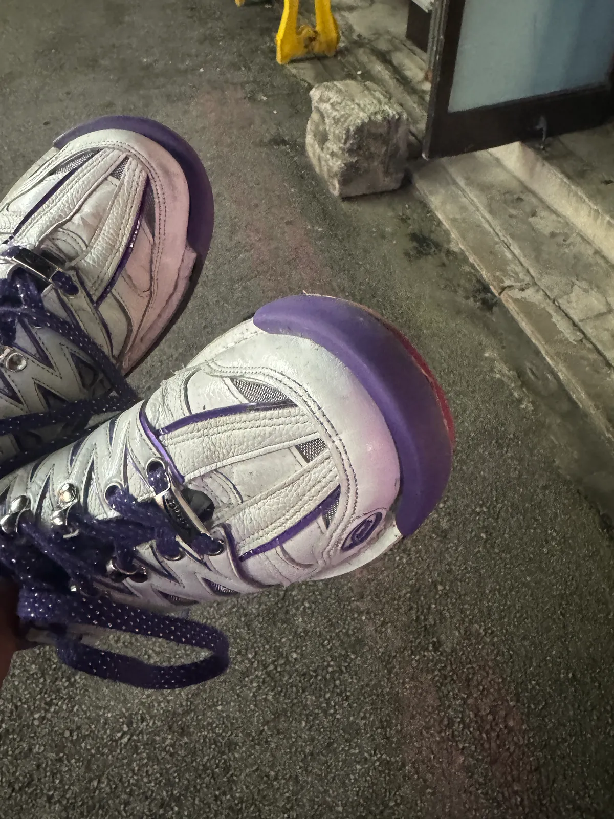 바이네르 255 신발