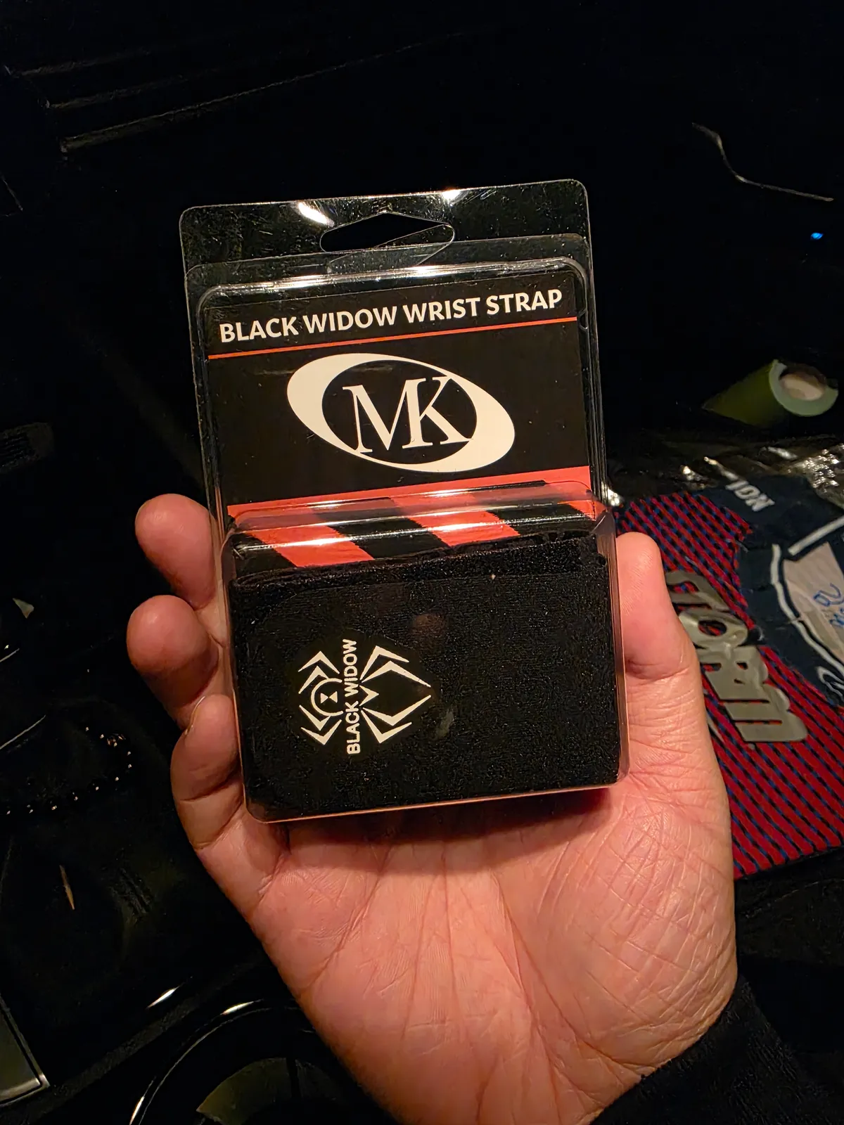 햄머 바람막이,스톰 전사티,햄머 손목보호대  팔아요 새제품