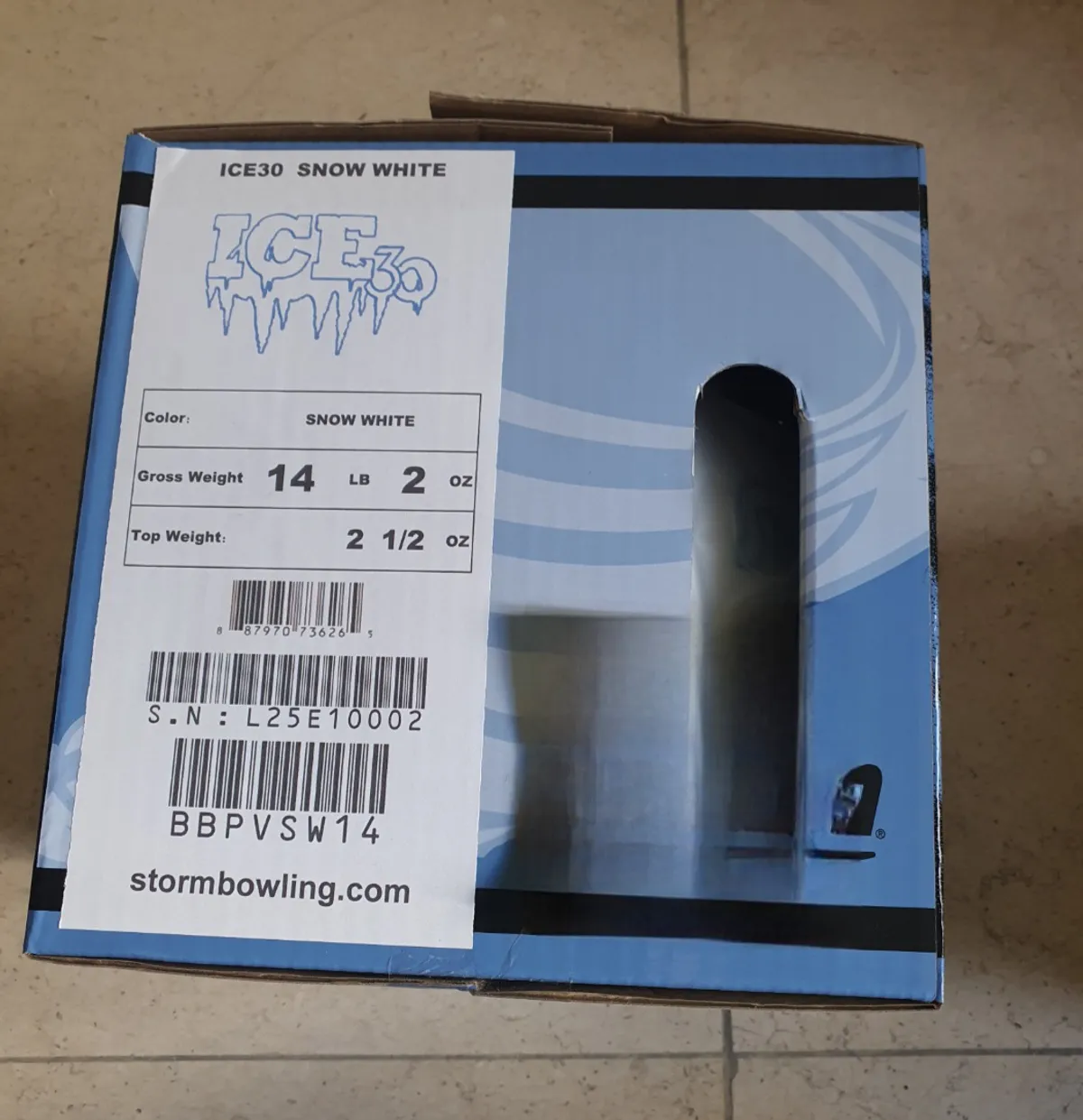 (판완)스톰 ICE30 하드볼 14P 새볼 판매합니다.